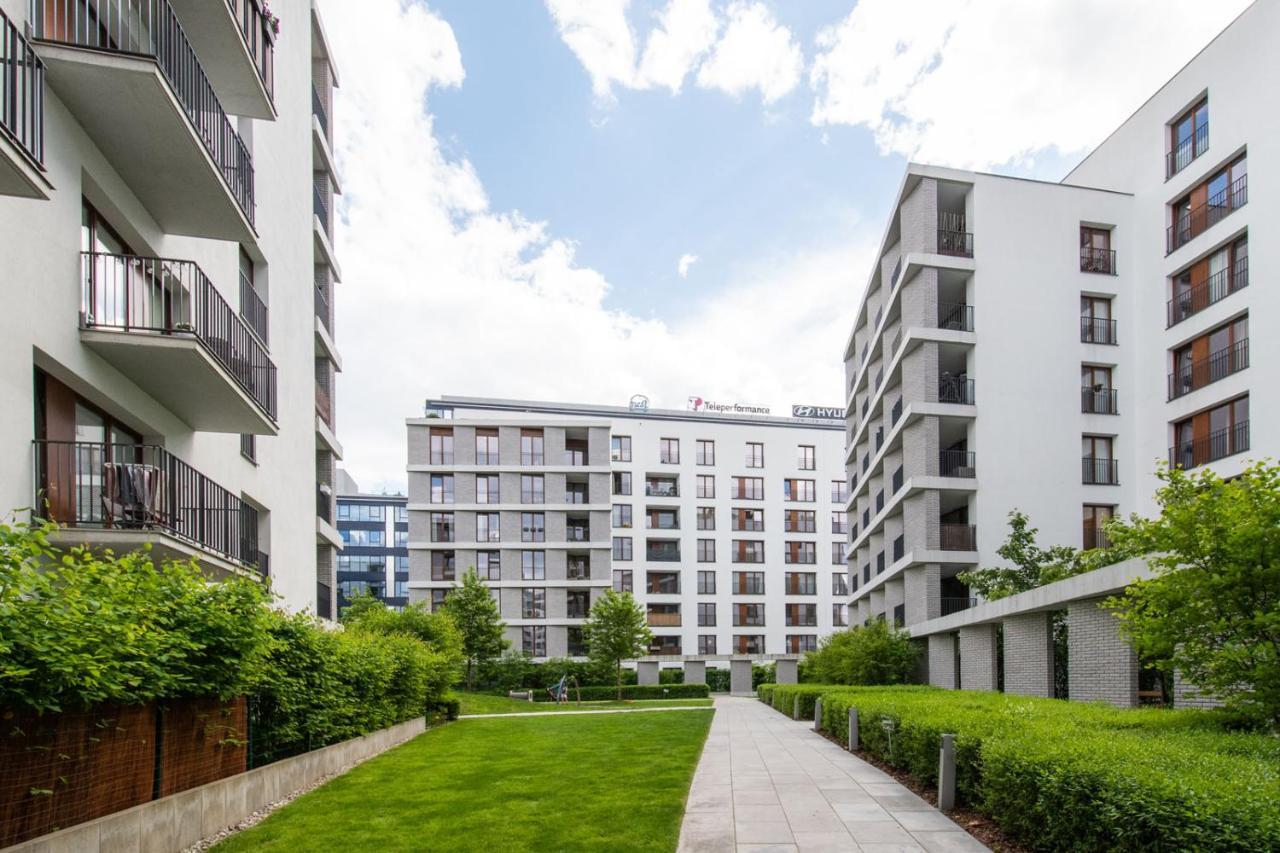 Moko City Apartments Варшава Экстерьер фото